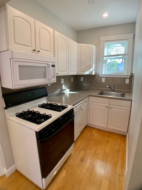 30R Forbes Street- 2
