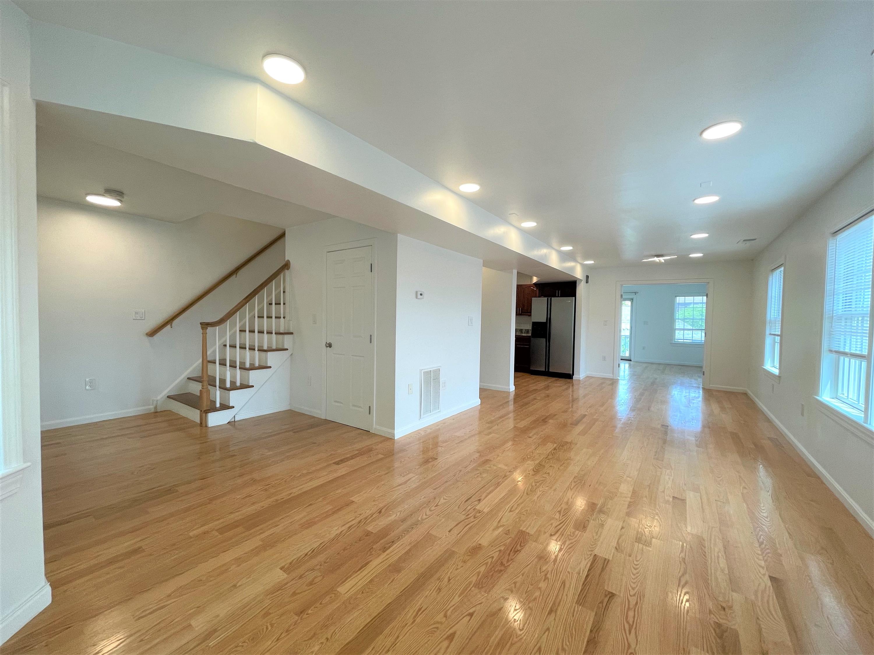 28 Lambert St - 2