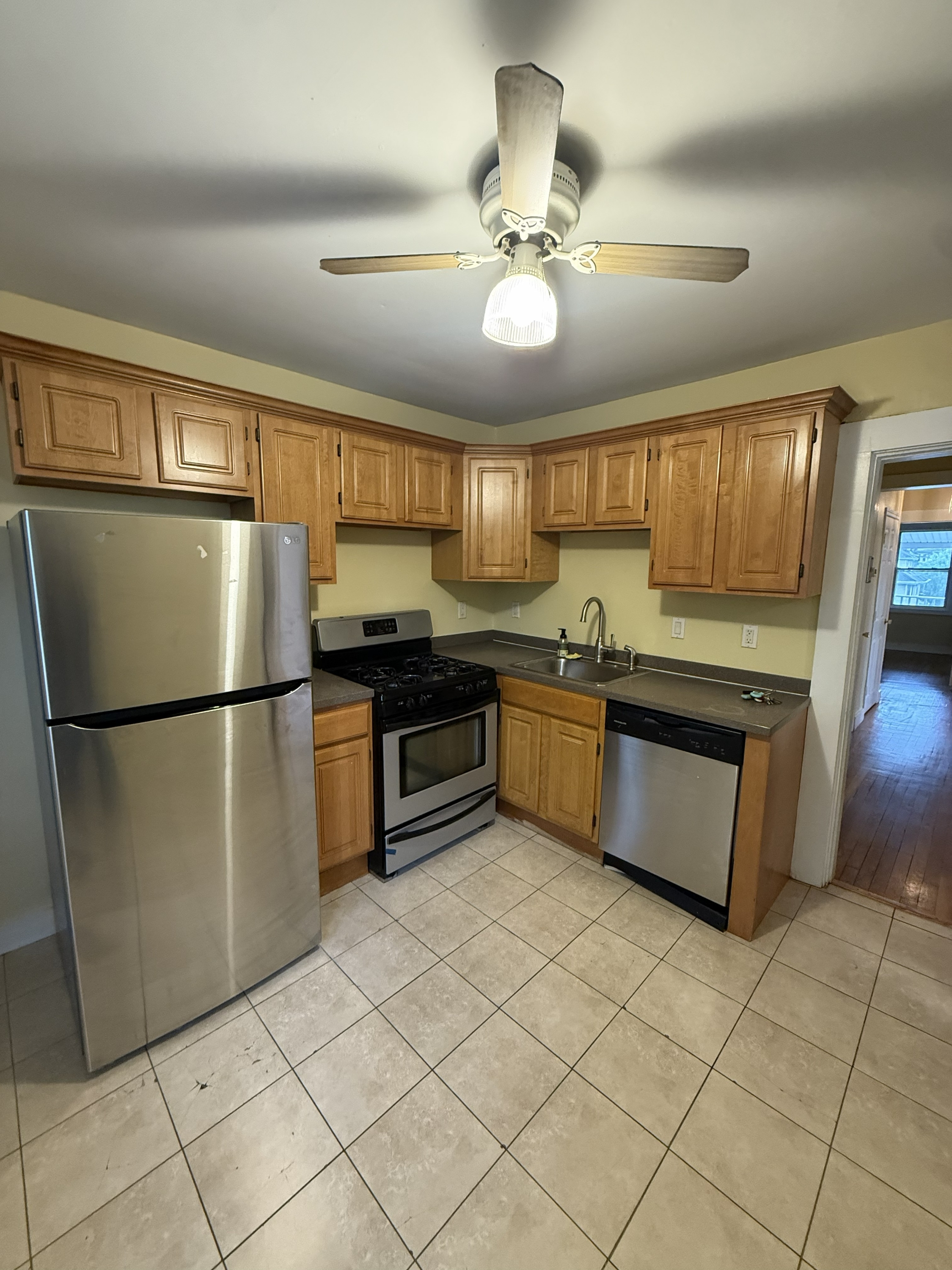 265 Hyde Park Avenue - 3L